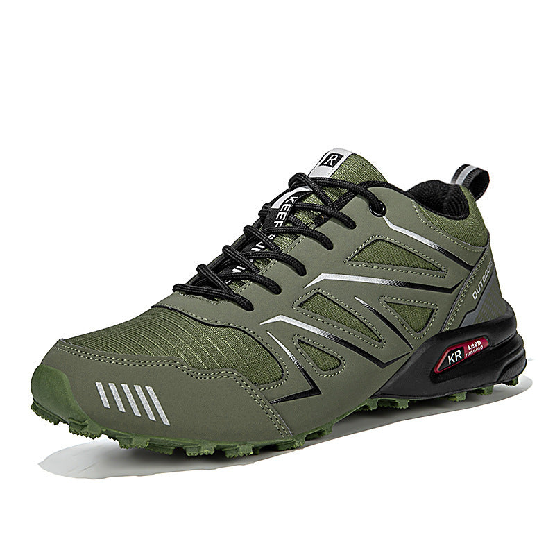 Plus Size Low-top Men's Breathable Casual Sneaker