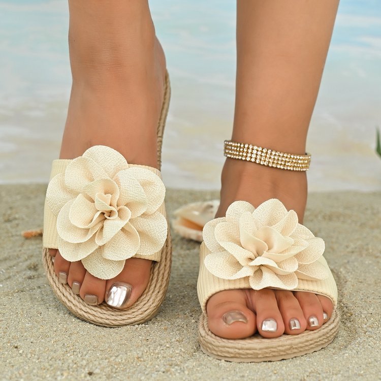 Breathable And Comfortable Flip Flops Make Your Feet